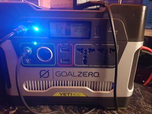 goal zero yeti 400 agm chaining
